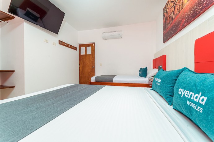 Imagen de la habitación del Hotel Castillo Real. Foto 12