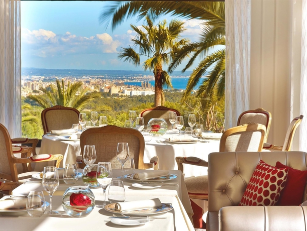Imagen del bar/restaurante del Hotel Castillo Son Vida, A Luxury Collection , Mallorca - Adults Only. Foto 14