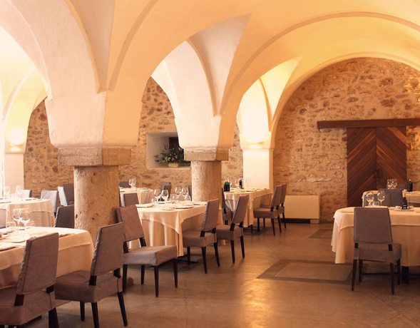 Imagen del bar/restaurante del Hotel Castillo de Pilas Bonas. Foto 6