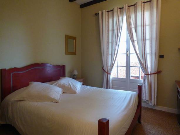 Imagen de la habitación del Hotel Castillon des Baux. Foto 2