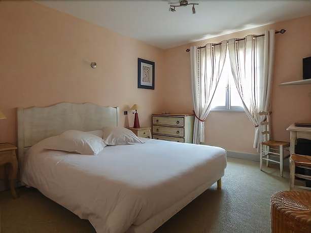 Imagen de la habitación del Hotel Castillon des Baux. Foto 8