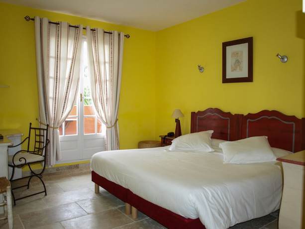 Imagen de la habitación del Hotel Castillon des Baux. Foto 11
