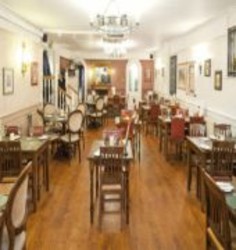 Imagen general del Hotel Castle And Ball Hotel. Foto 4