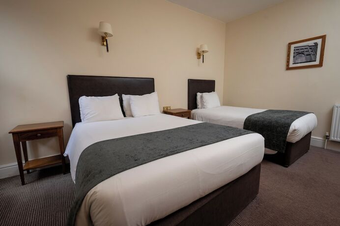 Imagen de la habitación del Hotel Castle And Ball by Greene King Inns. Foto 11