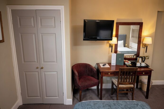Imagen de la habitación del Hotel Castle And Ball by Greene King Inns. Foto 16