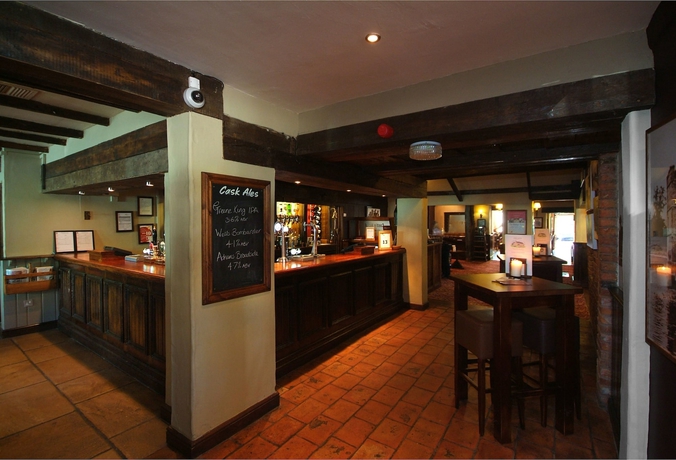 Imagen del bar/restaurante del Hotel Castle By Greene King Inns. Foto 2