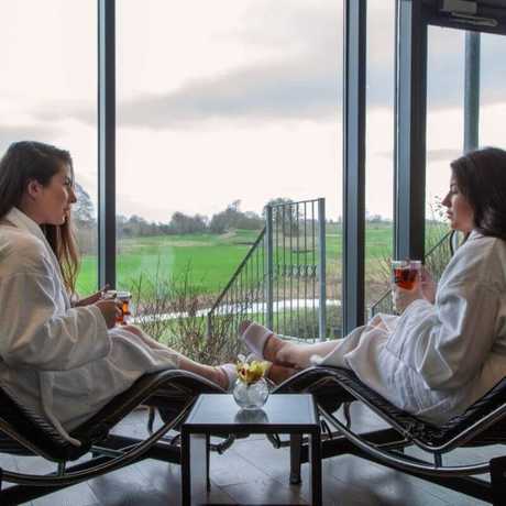 Imagen de la piscina del Hotel Castle Dargan. Foto 19