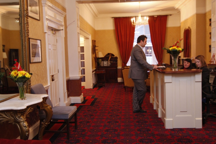Imagen de los interiores del Hotel Castle, Dubl&iacute;n. Foto 16