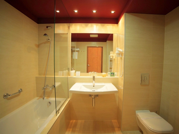 Imagen de la habitación del Hotel Castle Garden. Foto 7