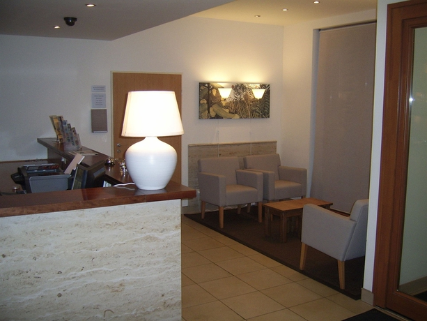 Imagen de los interiores del Hotel Castle Garden. Foto 14