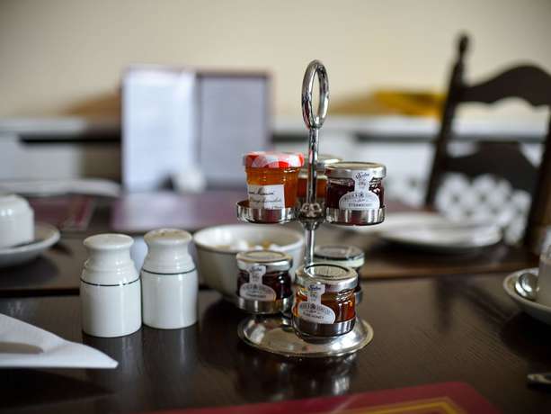 Imagen del bar/restaurante del Hotel Castle House, Canterbury. Foto 7