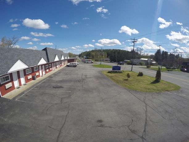 Imagen de los exteriores del Hotel Castle Inn, Castleton-on-Hudson. Foto 17