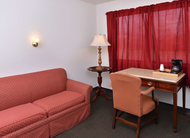 Imagen de la habitación del Hotel Castle Inn and Suites By OYO Chickasha. Foto 11