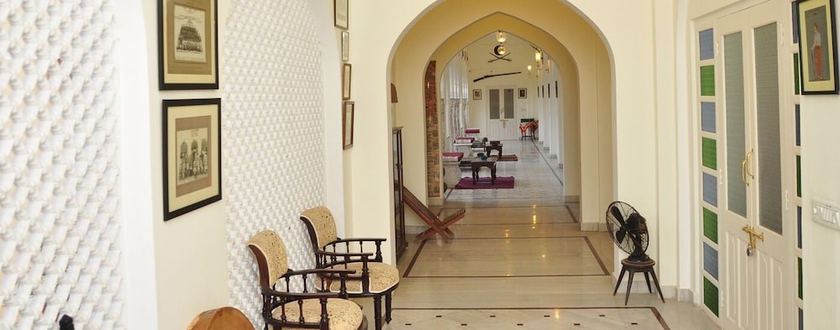 Imagen de los interiores del Hotel Castle Khandela. Foto 11
