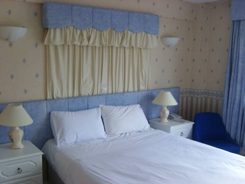 Imagen de la habitación del Hotel Castle, Merthyr Tydfil. Foto 5
