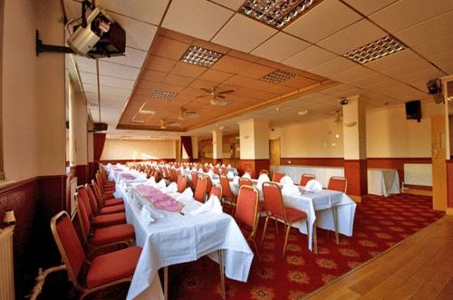 Imagen del bar/restaurante del Hotel Castle, Merthyr Tydfil. Foto 3