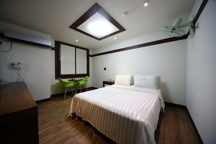 Imagen de la habitación del Hotel Castle Motel Iksan. Foto 9
