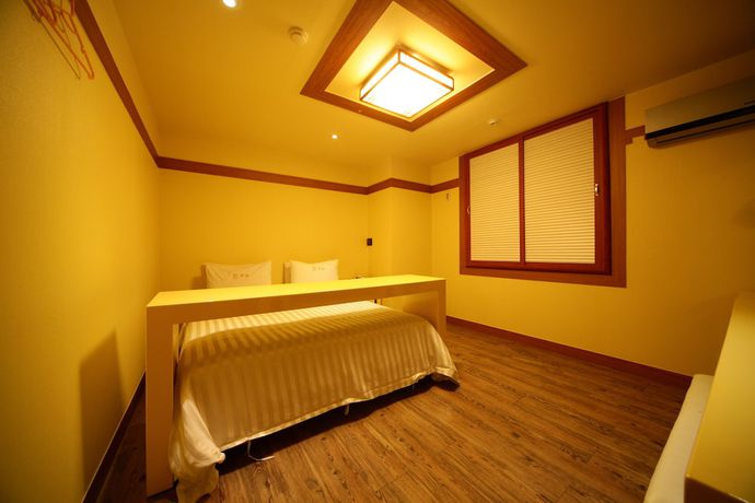 Imagen de la habitación del Hotel Castle Motel Iksan. Foto 17