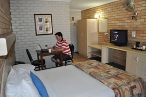 Imagen de la habitación del Hotel Castle Motor Lodge. Foto 1