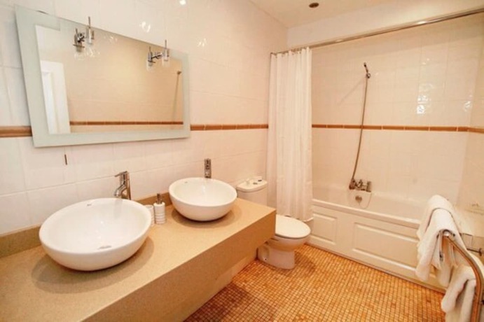 Imagen de la habitación del Hotel Castle, Neath. Foto 15
