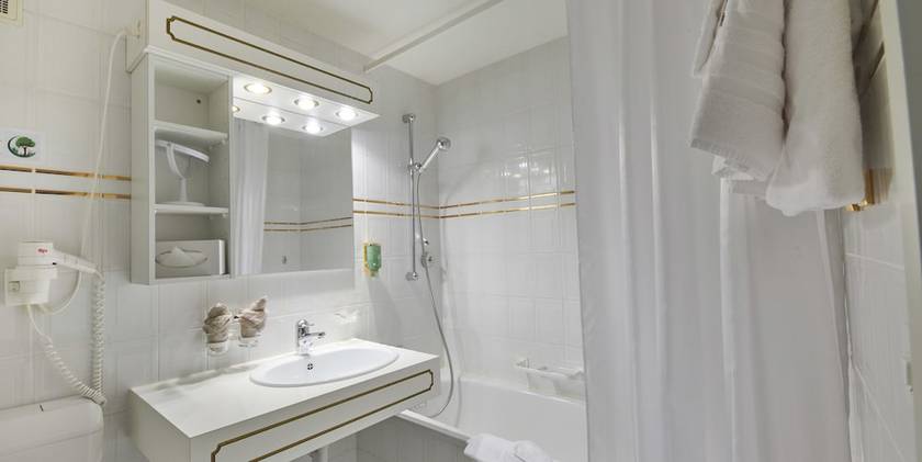 Imagen de la habitación del Hotel Castle, OBERWALD. Foto 6