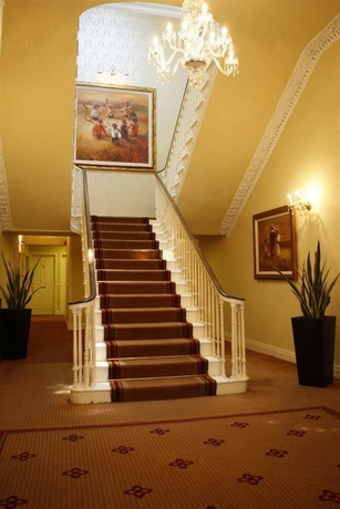 Imagen de los interiores del Hotel Castle Oaks House. Foto 4