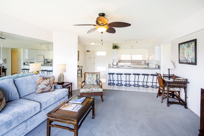 Imagen de los interiores del Hotel Castle Waikiki Shore. Foto 11