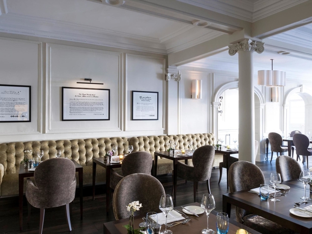 Imagen del bar/restaurante del Hotel Castle Windsor. Foto 7