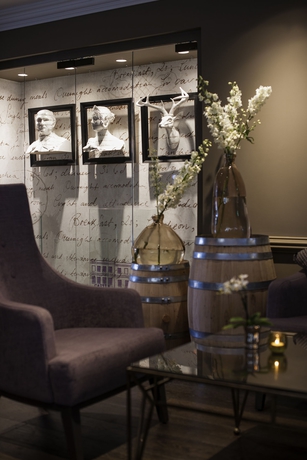 Imagen del bar/restaurante del Hotel Castle Windsor. Foto 8