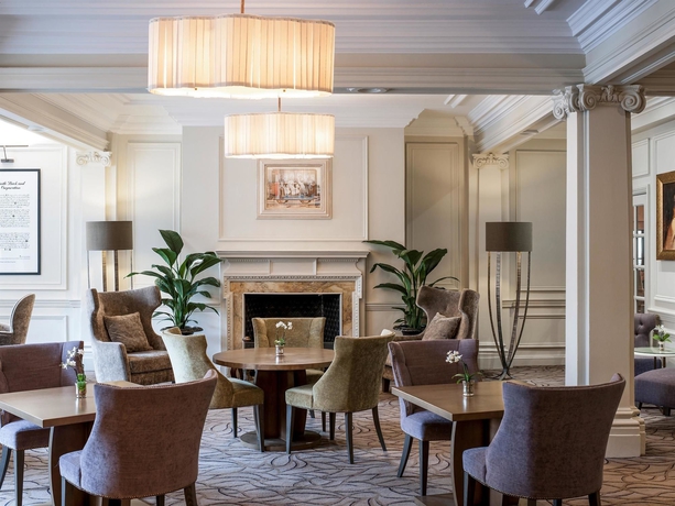 Imagen del bar/restaurante del Hotel Castle Windsor. Foto 11