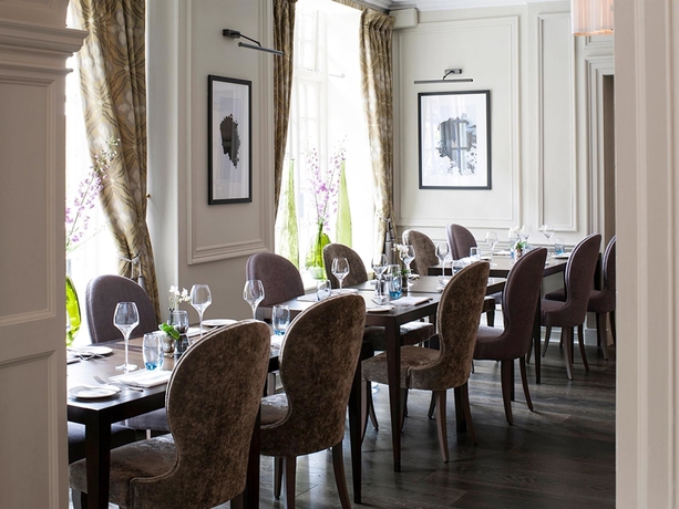 Imagen del bar/restaurante del Hotel Castle Windsor. Foto 13