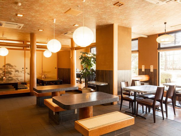 Imagen de los interiores del Hotel Castle inn Ise. Foto 20