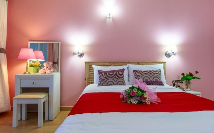 Imagen general del Hotel Castles Pebble Beach Pension. Foto 1