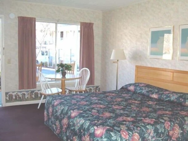 Imagen general del Hotel Castlewood Inn. Foto 14