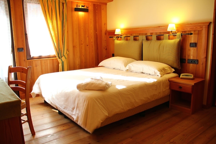 Imagen de la habitación del Hotel Castor. Foto 6