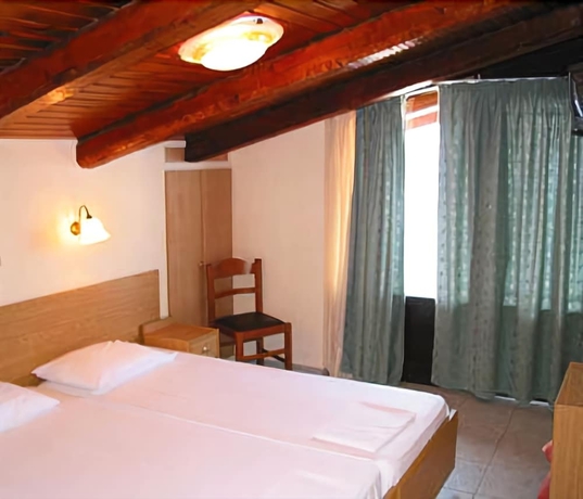 Imagen de la habitación del Hotel Castri. Foto 12