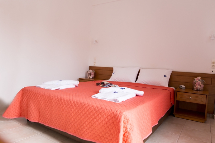 Imagen de la habitación del Hotel Castro, Amoudara (Heraklion). Foto 5