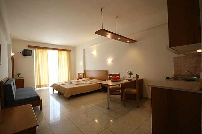 Imagen de la habitación del Hotel Castro Beach. Foto 10