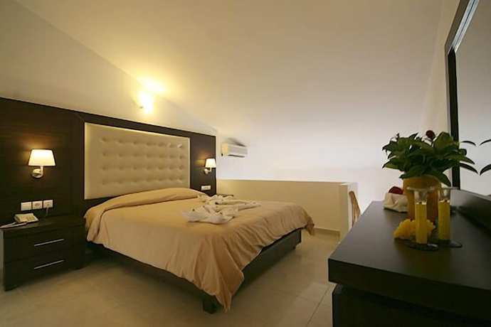 Imagen de la habitación del Hotel Castro Beach. Foto 18