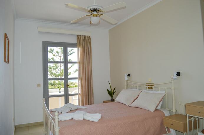 Imagen general del Hotel Castro, Kamari. Foto 9