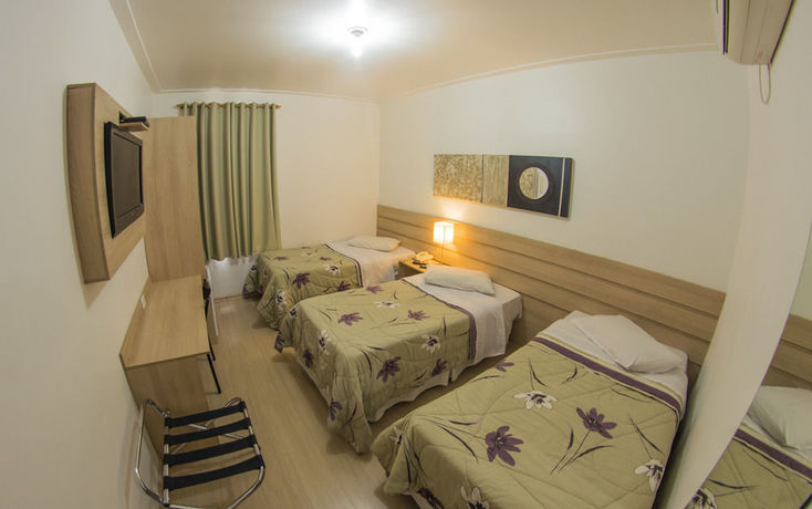 Imagen de la habitación del Hotel Castro Mendes. Foto 4