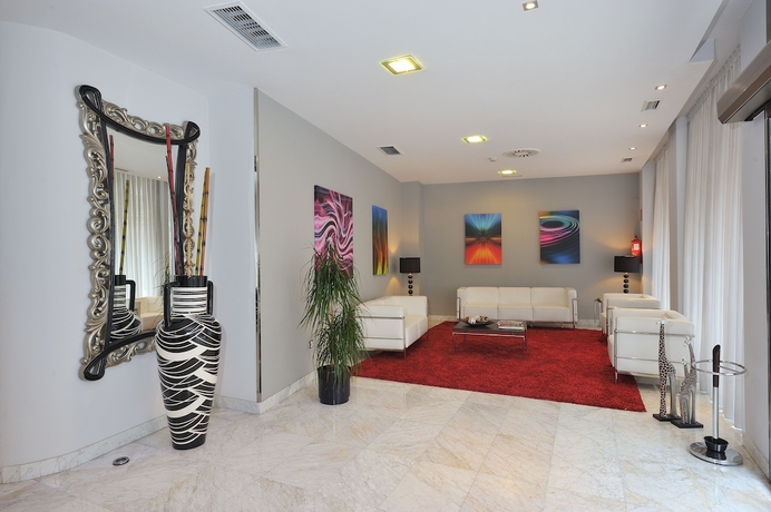 Imagen de los interiores del Hotel Castro Real. Foto 18