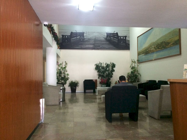 Imagen de los interiores del Hotel Castropol. Foto 15