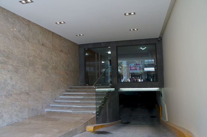 Imagen de los interiores del Hotel Castropol. Foto 16