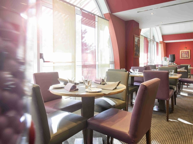 Imagen del bar/restaurante del Hotel Castrum Székesfehérvár. Foto 7