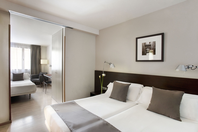 Imagen de la habitación del Hotel Casual Colours Barcelona. Foto 12