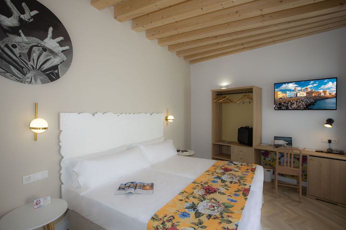 Imagen de la habitación del Hotel Casual Con Duende Cádiz. Foto 6