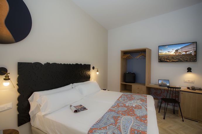 Imagen de la habitación del Hotel Casual Con Duende Cádiz. Foto 16