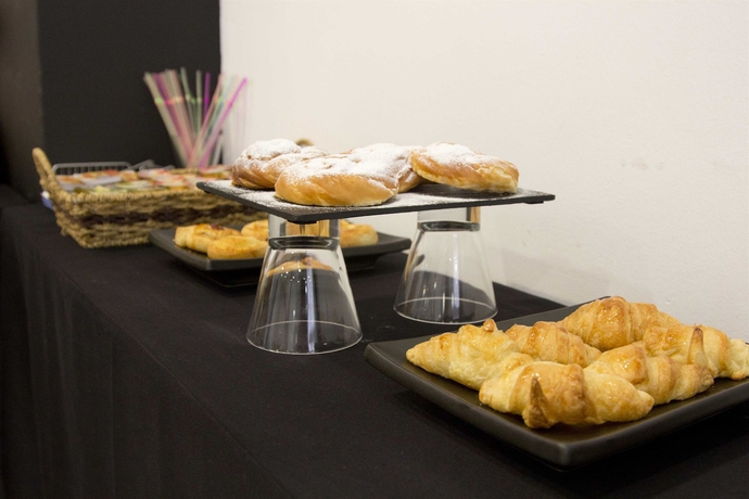 Imagen del bar/restaurante del Hotel Casual De La Música Valencia. Foto 2