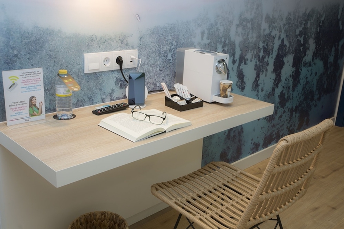 Imagen de la habitación del Hotel Casual De Las Olas San Sebastian. Foto 5